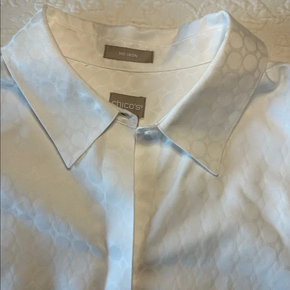 Chicos white no-iron button down, Size 2 (L) - Picture 1 of 7